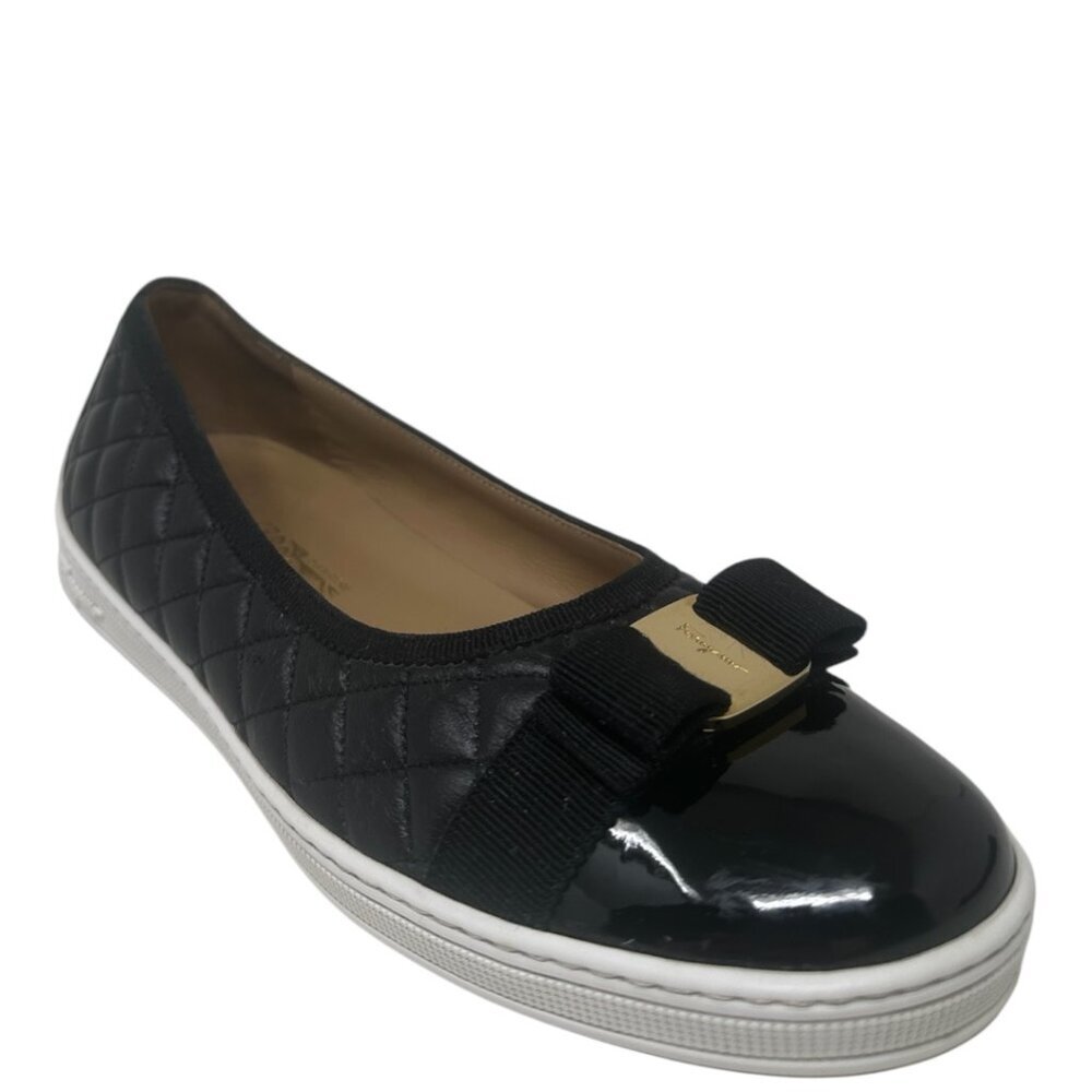 Salvatore Ferragamo Girls Quilted Black Leather Vara Bow Logo Sneakers 1.5